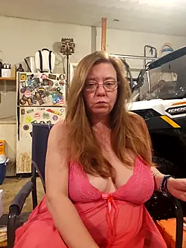 MsShelby40 online show from 11/25/25, 11:48