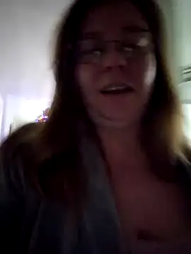 Snapshot of MsShelby40 chatting on 12/20/24, 04:25 MsShelby40 online show from 12/20/24, 04:25