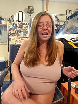 MsShelby40 online show from 10/25/25, 08:42