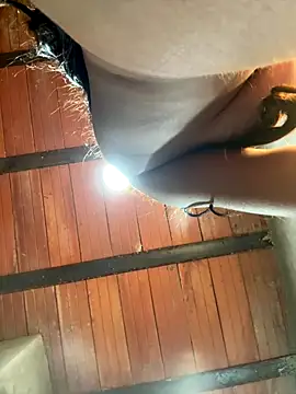 MollySanders    online show from 10/31/25, 12:07