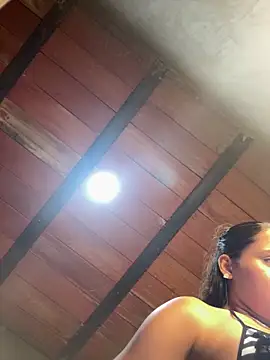 MollySanders    online show from 11/07/25, 11:52