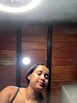 MollySanders    online show from 09/26/25, 11:22