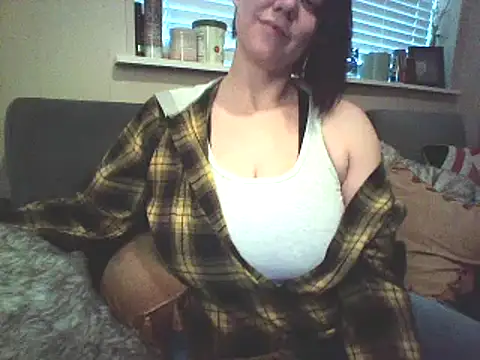 Snapshot of Big-Tits-McGee chatting on 01/29/25, 03:37 Big-Tits-McGee online show from 01/29/25, 03:37