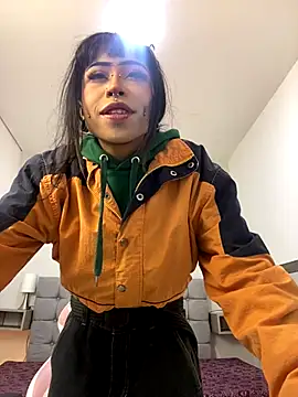 Violetta Suky online show from 09/17/25, 01:02