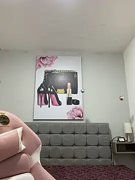 Violetta Suky online show from 09/30/25, 01:28