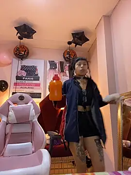 Violetta Suky online show from 10/24/25, 12:59