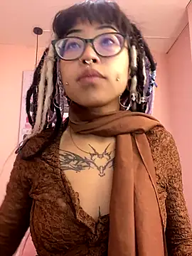 Violetta Suky online show from 10/06/25, 01:45