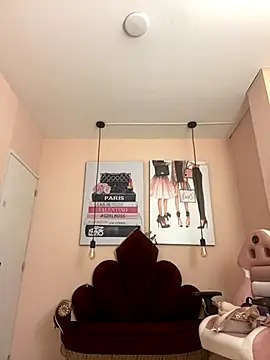 Violetta Suky online show from 10/12/25, 12:39