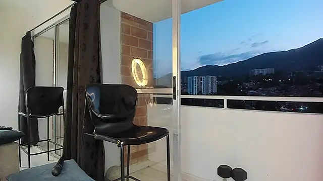 Snapshot of smit_hot_sr chatting on 09/08/25, 11:15 smit hot sr online show from 09/08/25, 11:15