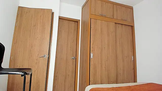 smit hot sr online show from 11/25/25, 01:28