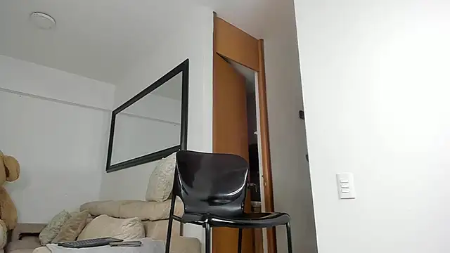 smit hot sr online show from 01/13/26, 03:32