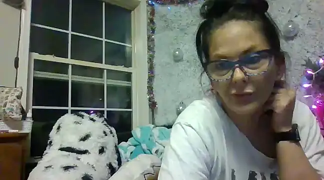 TopazVixen online show from 12/28/24, 09:52