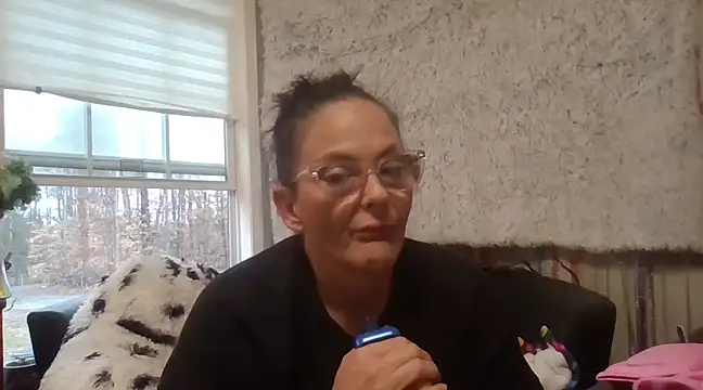 TopazVixen online show from 03/05/25, 02:23