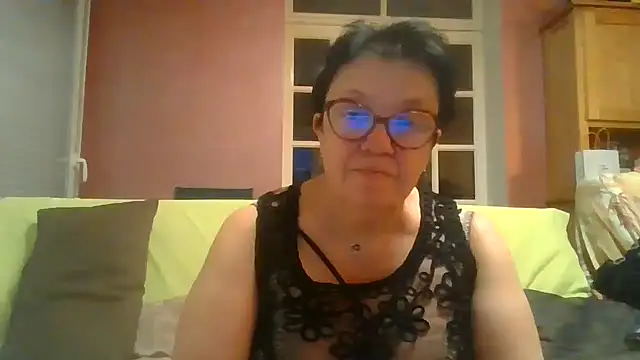 Vandeae44 online show from 05/10/26, 07:49