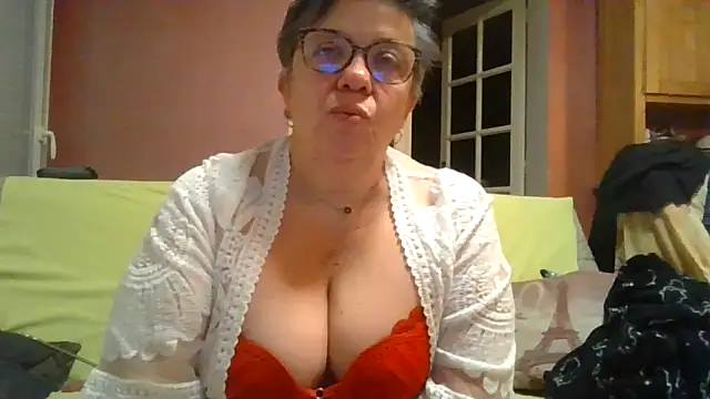 Vandeae44 online show from 02/18/26, 08:49