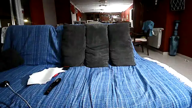 Snapshot of maduroguapo chatting on 09/26/25, 07:54 maduroguapo online show from 09/26/25, 07:54