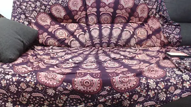 Snapshot of maduroguapo chatting on 10/22/25, 03:22 maduroguapo online show from 10/22/25, 03:22