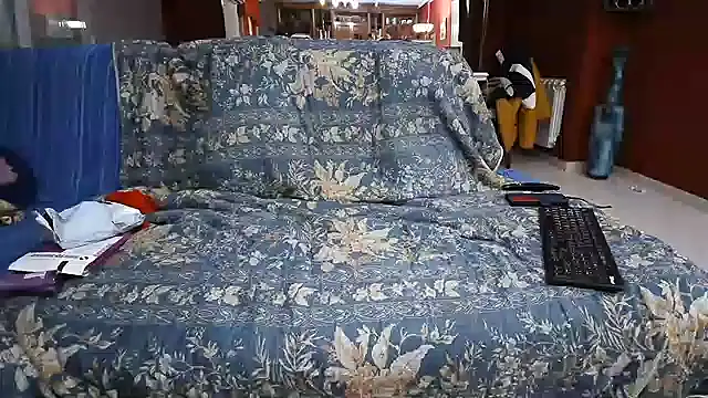 Snapshot of maduroguapo chatting on 02/16/25, 08:22 maduroguapo online show from 02/16/25, 08:22