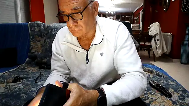 maduroguapo online show from 11/19/25, 10:21