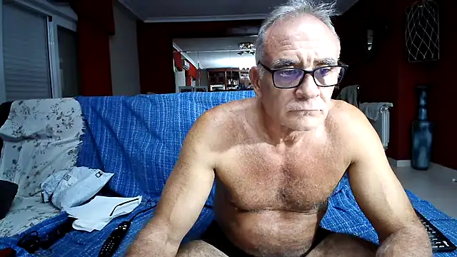 Snapshot of maduroguapo chatting on 09/22/25, 08:15 maduroguapo online show from 09/22/25, 08:15