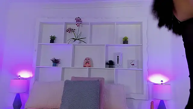 Jenifer Diaz online show from 04/30/26, 01:29