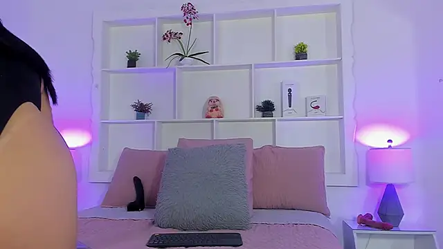 Jenifer Diaz online show from 02/24/26, 03:02