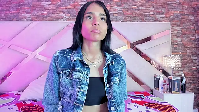 sophie pariss online show from 11/05/25, 01:31