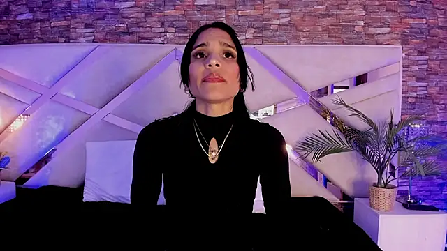 sophie pariss online show from 12/21/25, 02:13