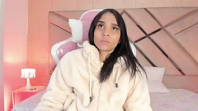 sophie pariss online show from 04/05/26, 03:35