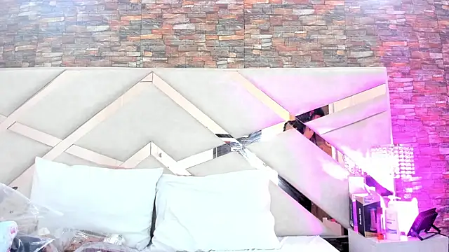 sophie pariss online show from 11/01/25, 09:19