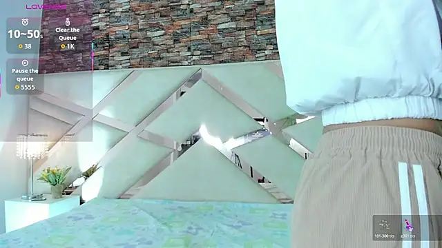 sophie pariss online show from 02/13/26, 02:44