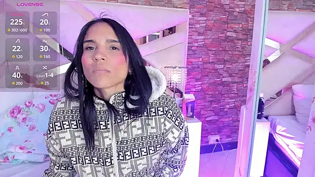 sophie pariss online show from 10/19/25, 03:09