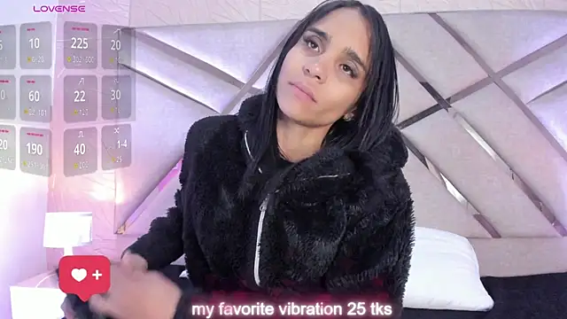 sophie pariss online show from 03/27/26, 02:42