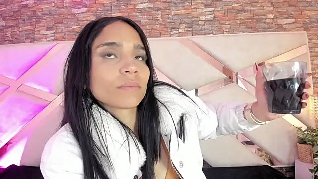 sophie pariss online show from 12/01/25, 02:12