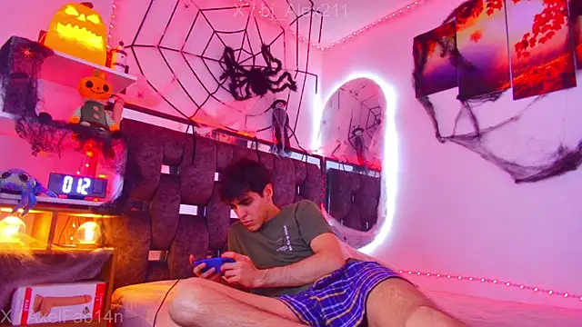 Alex and Fabian online show from 10/30/25, 06:38