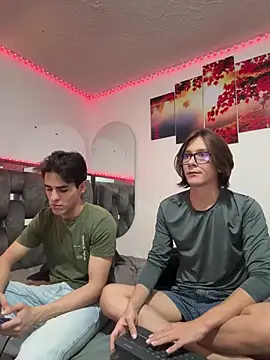 Alex and Fabian online show from 03/01/26, 04:56