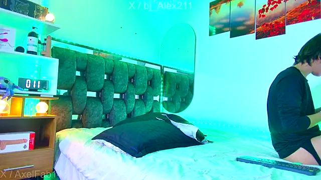 Alex and Fabian online show from 11/07/25, 08:57