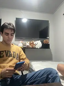 Alex and Fabian online show from 12/21/25, 04:47