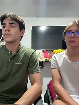 Alex and Fabian online show from 05/16/26, 04:44