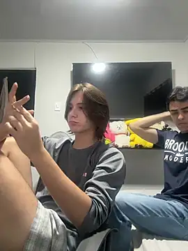 Alex and Fabian online show from 03/10/26, 05:44