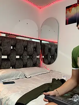 Alex and Fabian online show from 01/19/26, 01:42