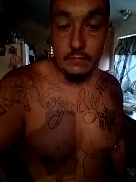 Snapshot of wilsons12 chatting on 09/22/25, 02:34 wilsons12 online show from 09/22/25, 02:34