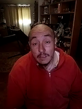 Snapshot of wilsons12 chatting on 04/29/26, 04:33 wilsons12 online show from 04/29/26, 04:33