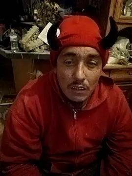 wilsons12 online show from 11/18/25, 03:32