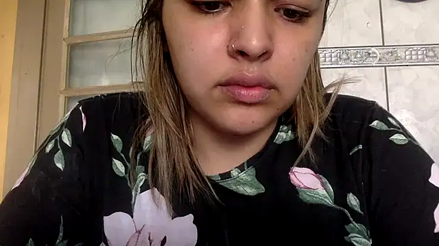 Snapshot of sweetshygirl chatting on 01/13/25, 02:11 sweetshygirl online show from 01/13/25, 02:11