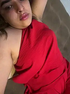 Snapshot of sweetshygirl chatting on 01/01/25, 01:04 sweetshygirl online show from 01/01/25, 01:04