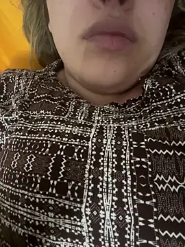 Snapshot of sweetshygirl chatting on 01/21/25, 02:11 sweetshygirl online show from 01/21/25, 02:11