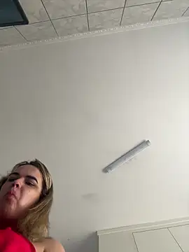 Snapshot of sweetshygirl chatting on 01/01/25, 03:14 sweetshygirl online show from 01/01/25, 03:14