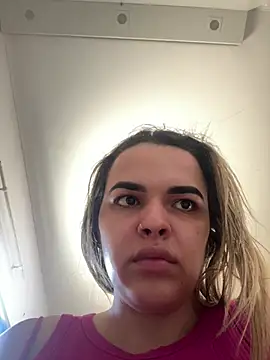 Snapshot of sweetshygirl chatting on 02/06/25, 03:09 sweetshygirl online show from 02/06/25, 03:09