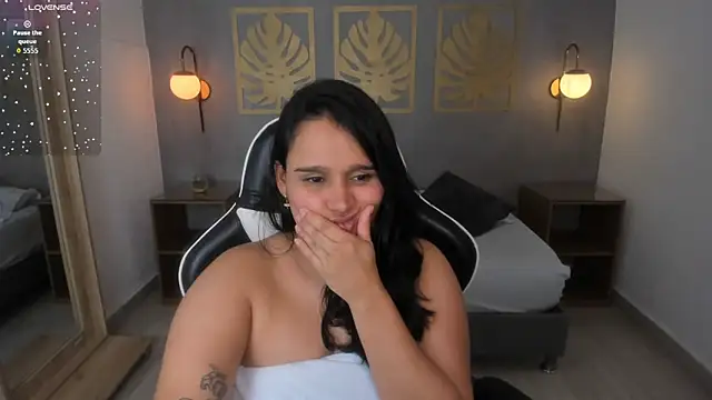 Snapshot of lia_sexx19 chatting on 10/14/25, 02:28 lia sexx19 online show from 10/14/25, 02:28